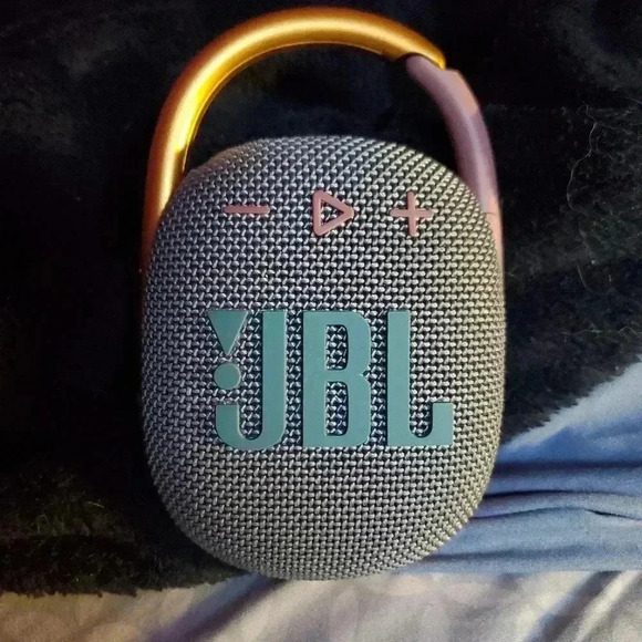 Jbl  speaker - Picture 1 of 4